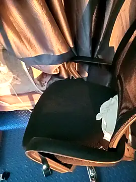 Cherry Le02 online show from April 2026 08:41:01 AM