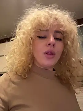 Snapshot of khalee_sy chatting on November 2025 03:45:01 PM khalee sy online show from November 2025 03:45:01 PM