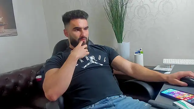 MicahLane online show from October 2025 04:31:02 AM