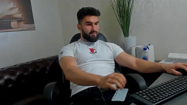 MicahLane online show from November 2025 05:42:01 AM