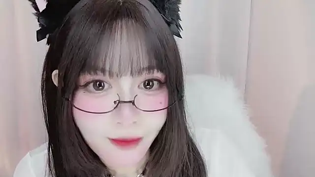 Snapshot of -zhuzhu-999- chatting on July 2026 05:53:01 PM -zhuzhu-999- online show from July 2026 05:53:01 PM