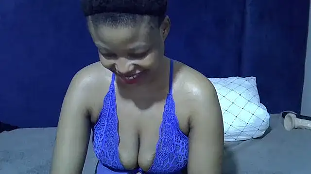 Bracylia online show from November 2025 09:48:01 PM