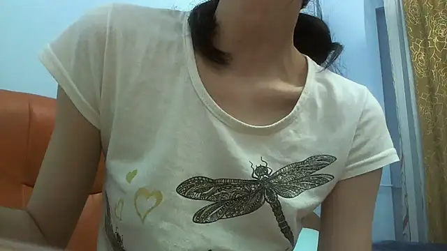 Snapshot of andreea713 chatting on February 2026 04:35:01 PM andreea713 online show from February 2026 04:35:01 PM