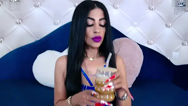 NoirKaylah online show from April 2026 08:06:01 PM