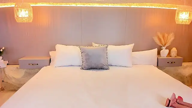 AmyColman  online show from March 2026 11:59:02 AM