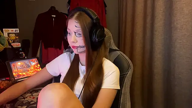 Softixq online show from October 2025 01:23:02 PM