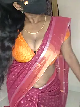 Snapshot of sivashree chatting on July 2026 10:33:02 AM sivashree online show from July 2026 10:33:02 AM