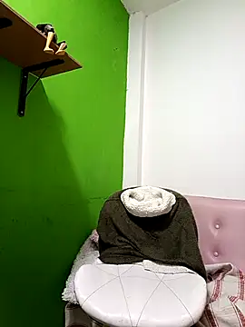 Snapshot of valilu_rosse27 chatting on February 2026 03:07:02 AM valilu rosse27 online show from February 2026 03:07:02 AM