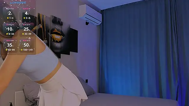 Kandeess online show from December 2025 02:55:01 PM