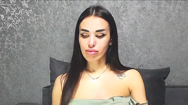 velvetveyraX online show from April 2026 02:21:01 PM