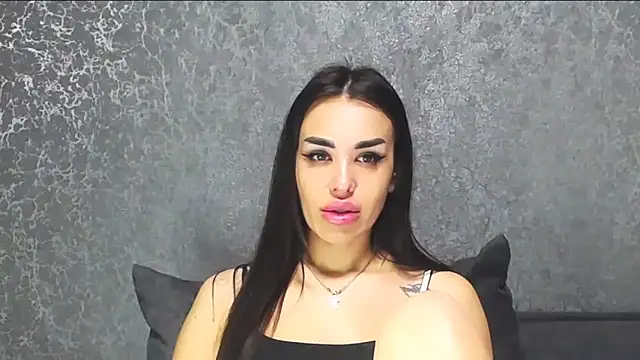 velvetveyraX online show from April 2026 12:11:02 PM