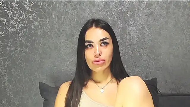 velvetveyraX online show from April 2026 03:42:02 PM