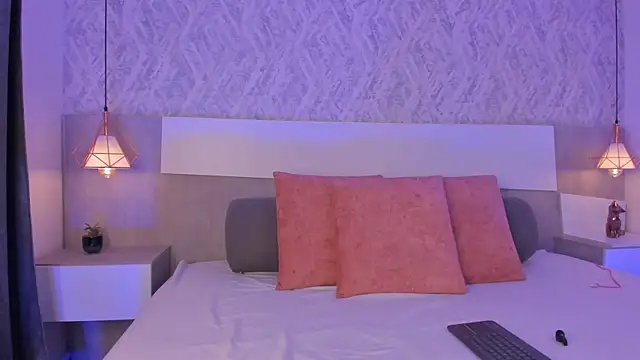 Vittoria  rossi online show from April 2026 03:39:01 PM