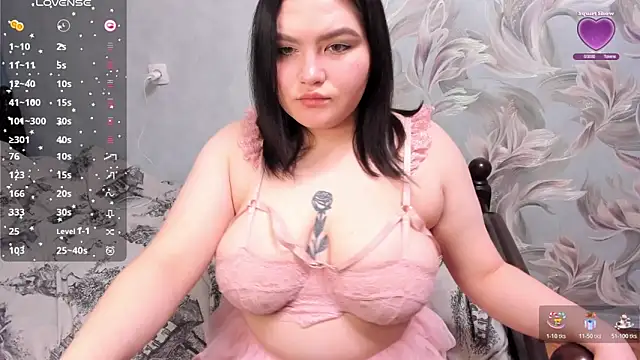 sarah luv online show from February 2026 09:04:01 PM