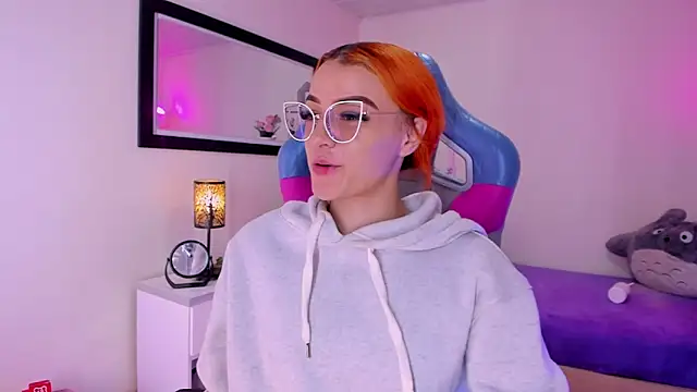 celeste blazze  online show from February 2026 04:25:01 PM