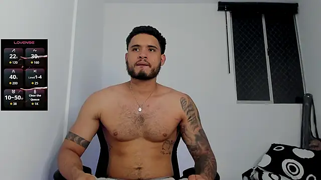 Snapshot of AUSTINN_TORRES chatting on February 2026 01:34:01 AM AUSTINN TORRES online show from February 2026 01:34:01 AM