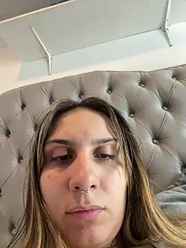 sarah honey   online show from May 2026 02:48:01 PM