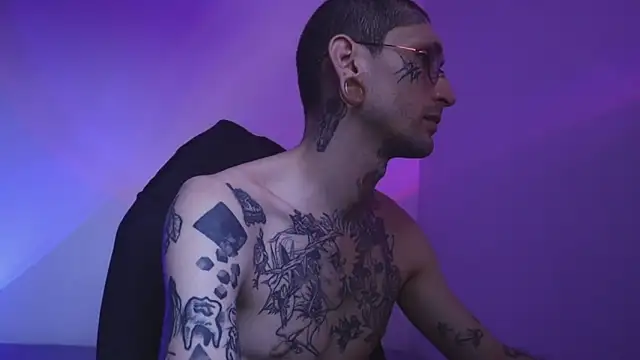 TokyoHatsumoto online show from November 2025 09:59:01 PM