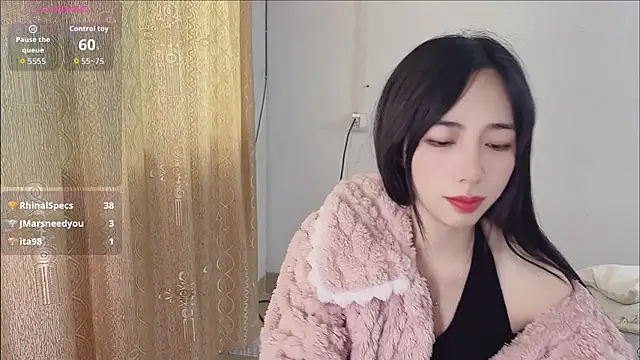 Snapshot of by-Hannah chatting on November 2025 02:23:02 AM by-Hannah online show from November 2025 02:23:02 AM