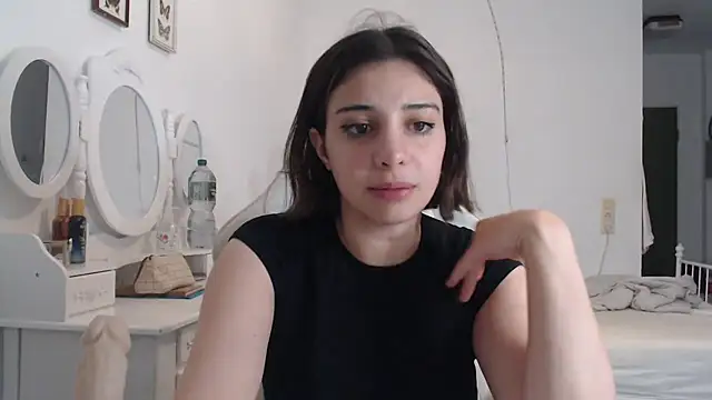bellefleurrr online show from July 2026 07:57:01 PM