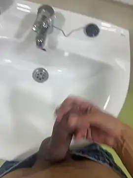 Snapshot of findomhot chatting on October 2025 05:25:01 PM findomhot online show from October 2025 05:25:01 PM