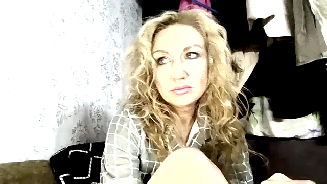 LilaniLoverx online show from December 2025 10:22:01 AM