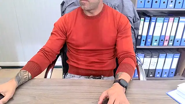 Evasionee online show from October 2025 10:38:02 AM