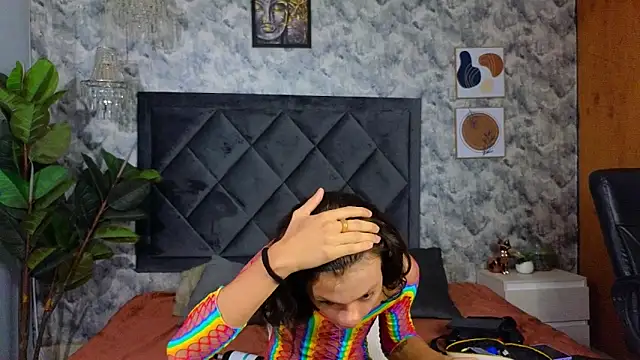 Indi rave online show from November 2025 01:11:02 PM