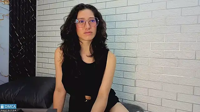 eva delight  online show from March 2026 12:06:02 PM