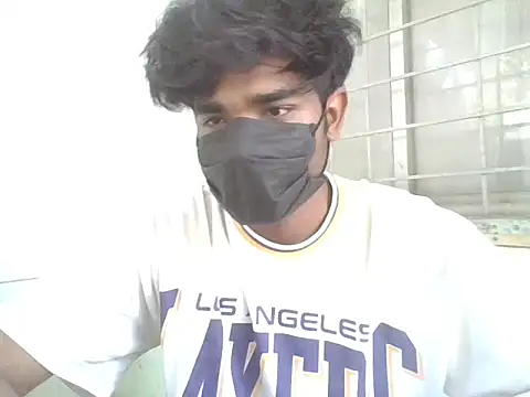 kriZ08 online show from April 2026 05:32:02 AM