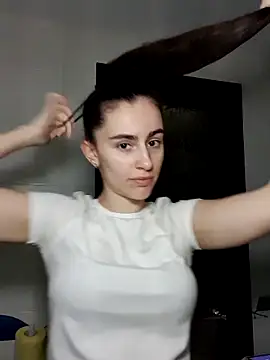 Snapshot of _my_Khaleesi_ chatting on November 2025 07:30:02 AM my Khaleesi online show from November 2025 07:30:02 AM