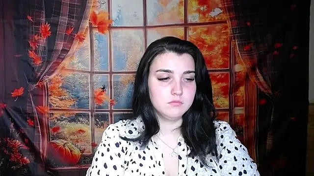 ScarletCargo online show from November 2025 06:29:02 PM