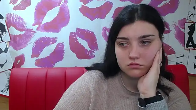 ScarletCargo online show from November 2025 06:28:01 AM