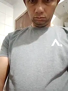 Snapshot of cariocap86 chatting on October 2025 05:26:02 AM cariocap86 online show from October 2025 05:26:02 AM