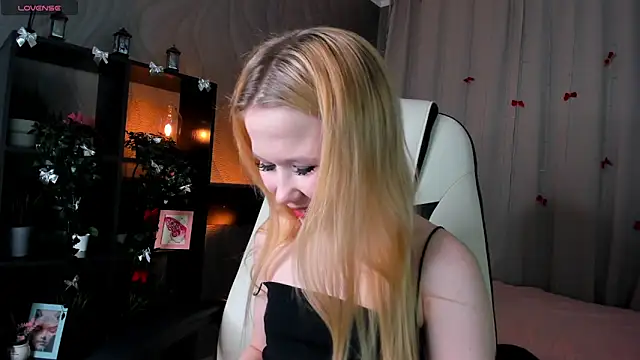 VivieSunn online show from February 2026 03:33:02 AM