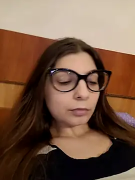 sweetbabygirlforyou online show from March 2026 05:19:01 AM