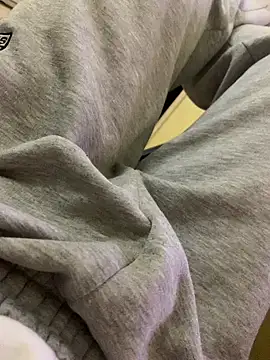 Unique-Man online show from November 2025 07:29:01 PM