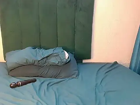 Lisa-001 online show from October 2025 06:25:01 AM