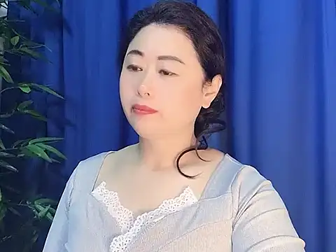 yaoyao22678 online show from October 2025 01:51:02 AM