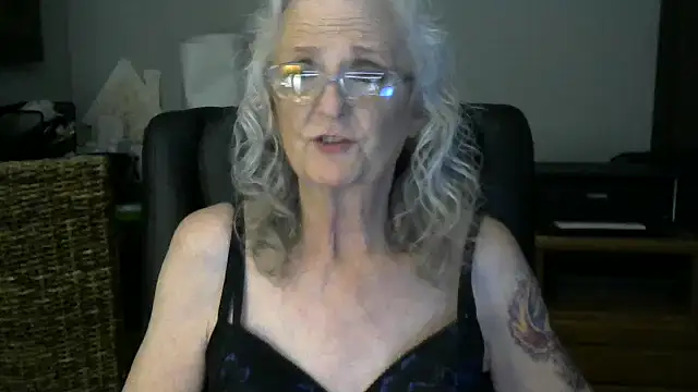 JoleneDelacroix online show from November 2025 02:01:02 AM