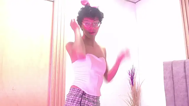 Snapshot of Athenea_Zoe chatting on October 2025 07:59:01 PM Athenea Zoe online show from October 2025 07:59:01 PM