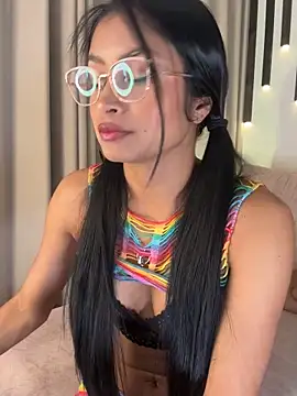 Snapshot of saragrey77 chatting on November 2025 02:18:01 PM saragrey77 online show from November 2025 02:18:01 PM