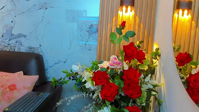 Nayla Monroee online show from November 2025 08:02:02 PM