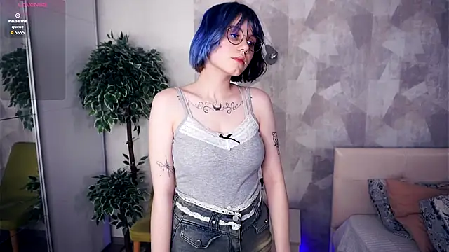 KellePourier online show from December 2025 07:19:02 PM