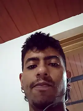 SkinniYamo online show from March 2026 07:54:02 PM