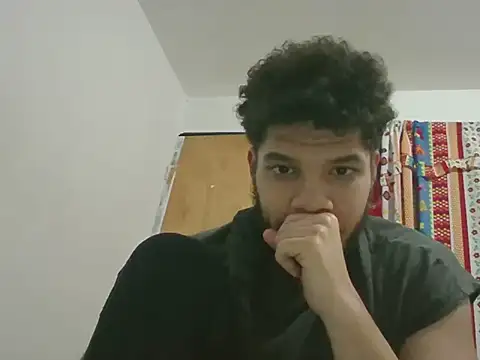 Snapshot of riley_xxx chatting on November 2025 07:32:01 AM riley xxx online show from November 2025 07:32:01 AM