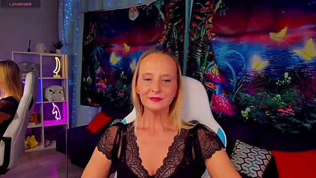 ScarlettPalmer online show from December 2025 10:10:02 AM