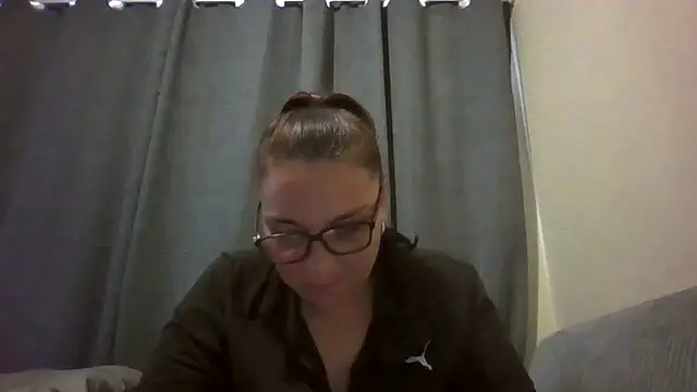 lilMissMarli online show from April 2026 08:28:02 AM