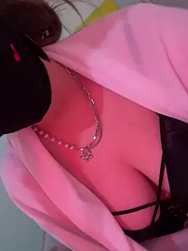 Snapshot of Soso-bigass chatting on April 2026 10:26:02 PM Soso-bigass online show from April 2026 10:26:02 PM