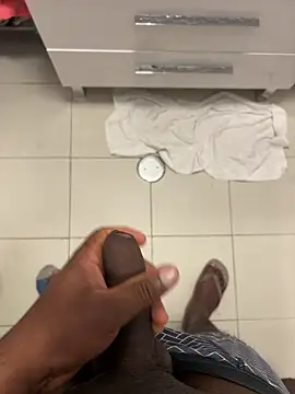 negrinho5 online show from March 2026 01:45:01 AM